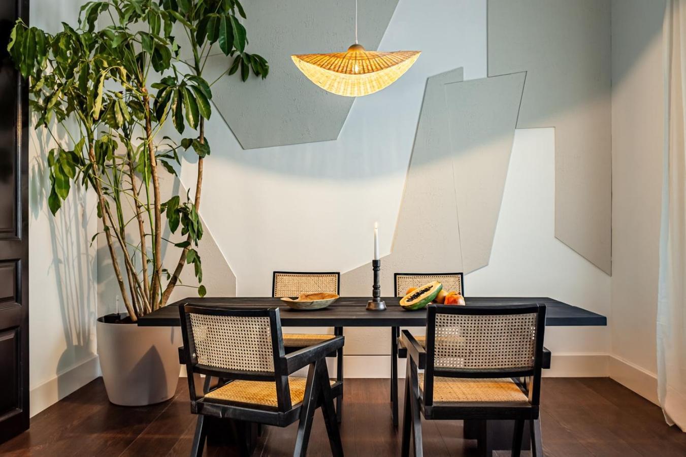 Depok - 2 Bedrooms And Balcony In Eixample Dreta Apartment