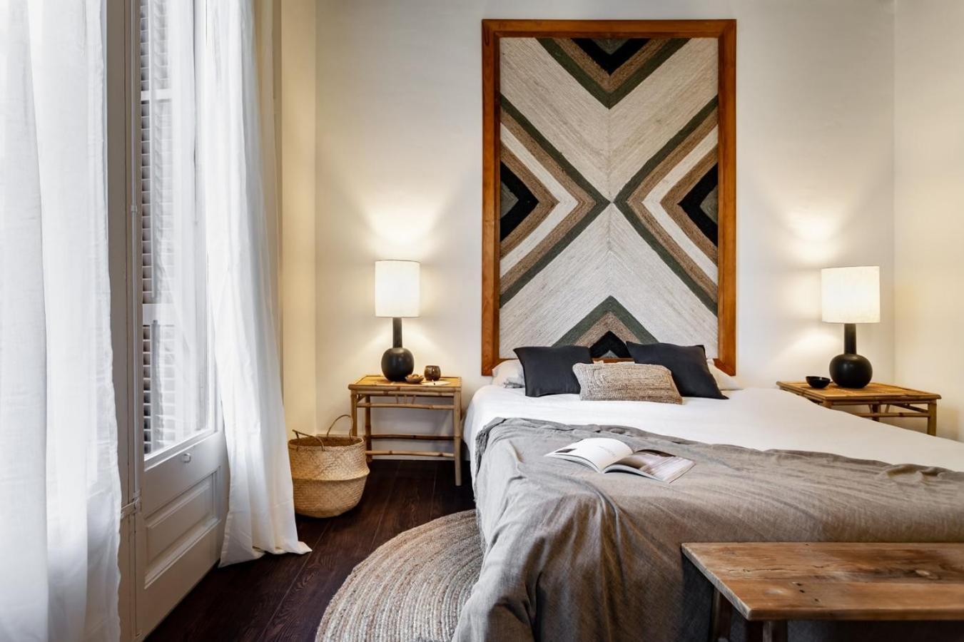 Apartment Depok - 2 Bedrooms And Balcony In Eixample Dreta